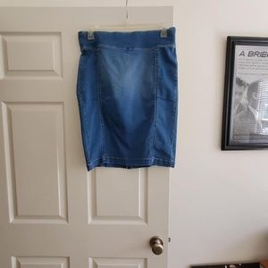 Pencil Skirt to flatter your shape.